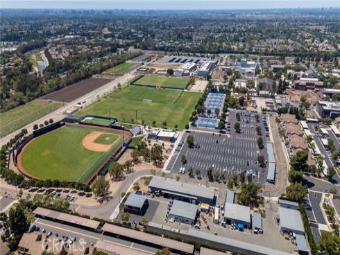 92 Orchard , Irvine, CA