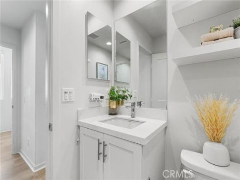 110  Fable  , Irvine, CA