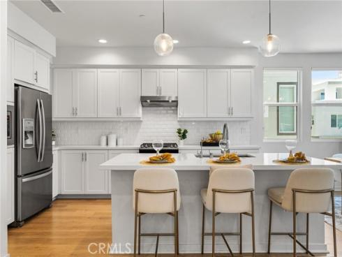 110  Fable  , Irvine, CA