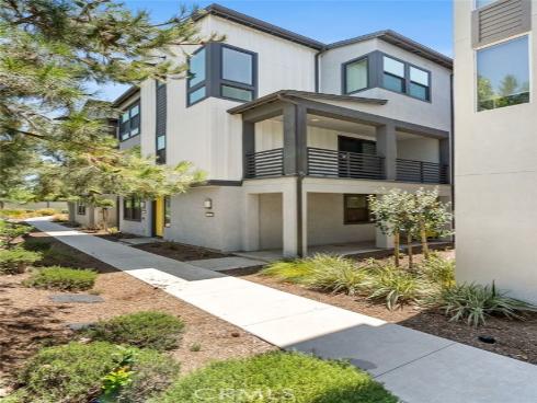110  Fable  , Irvine, CA