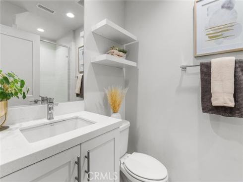 110  Fable  , Irvine, CA