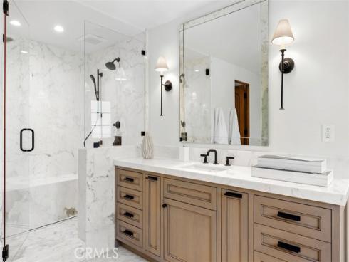 31  Black Hawk  , Irvine, CA