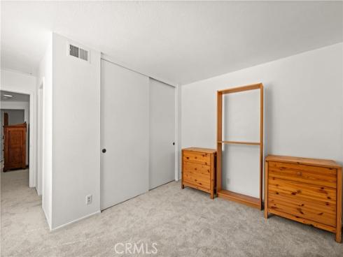 16  Wellesley  2 , Irvine, CA