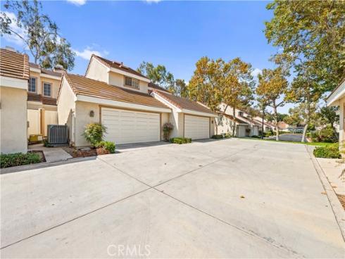 16  Wellesley  2 , Irvine, CA