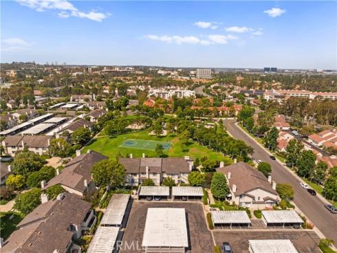 16  Wellesley  2 , Irvine, CA