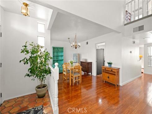 16  Wellesley  2 , Irvine, CA