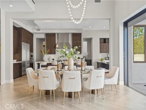 55  Hartman  , Irvine, CA