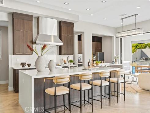 55  Hartman  , Irvine, CA