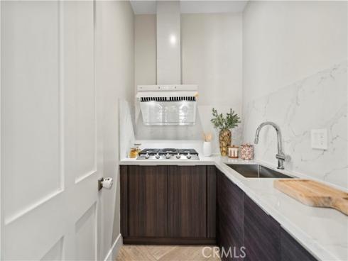 55  Hartman  , Irvine, CA