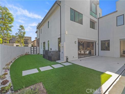 55  Hartman  , Irvine, CA