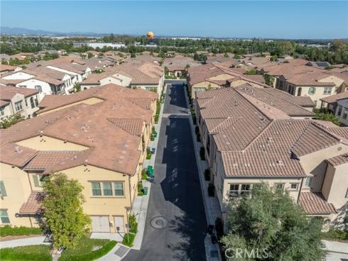 237  Carlow  , Irvine, CA