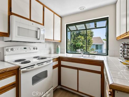 424  Deerfield  172  Avenue, Irvine, CA