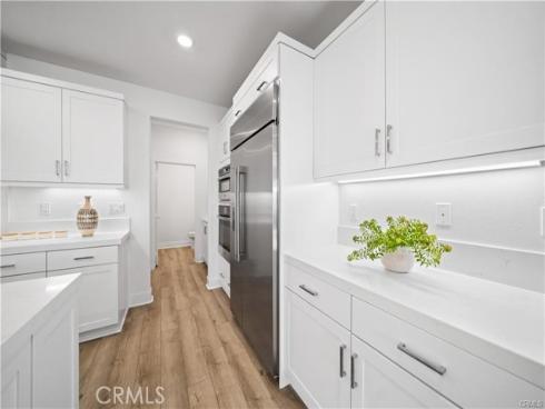 205  Culture  , Irvine, CA