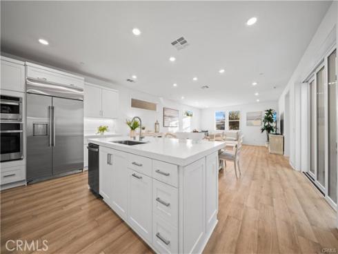 205  Culture  , Irvine, CA