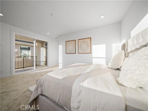 205  Culture  , Irvine, CA