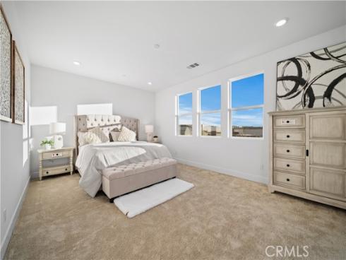 205  Culture  , Irvine, CA