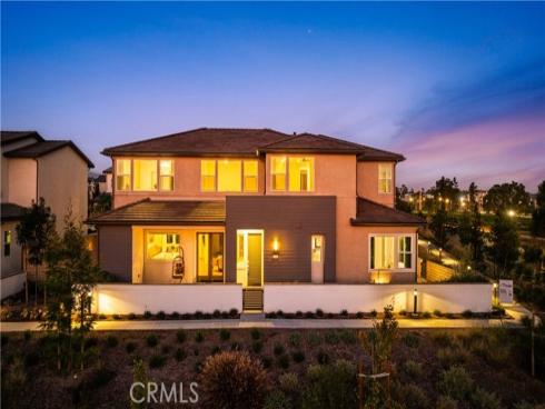 270 Sora , Irvine, CA
