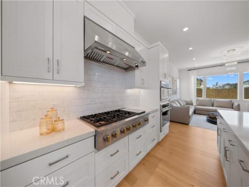 270 Sora , Irvine, CA