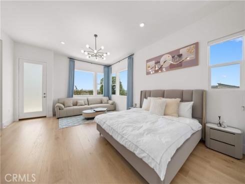 270 Sora , Irvine, CA