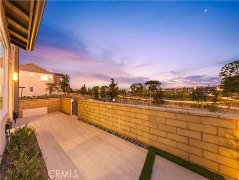 270 Sora , Irvine, CA