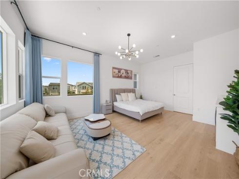 270 Sora , Irvine, CA