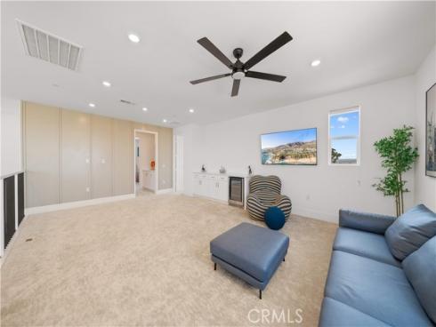 270 Sora , Irvine, CA