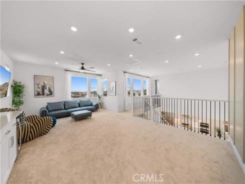 270 Sora , Irvine, CA