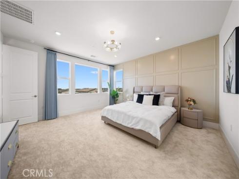 270 Sora , Irvine, CA