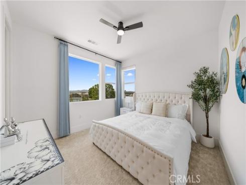 270 Sora , Irvine, CA