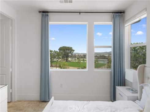 270 Sora , Irvine, CA