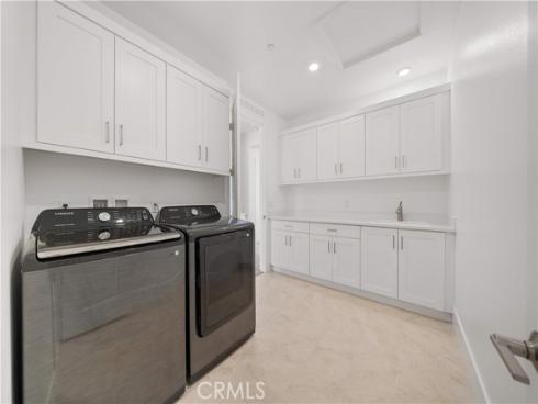 270 Sora , Irvine, CA