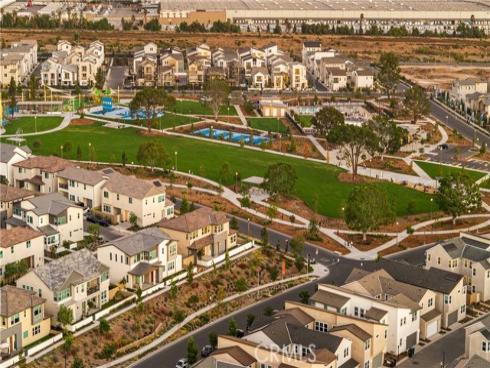 270 Sora , Irvine, CA