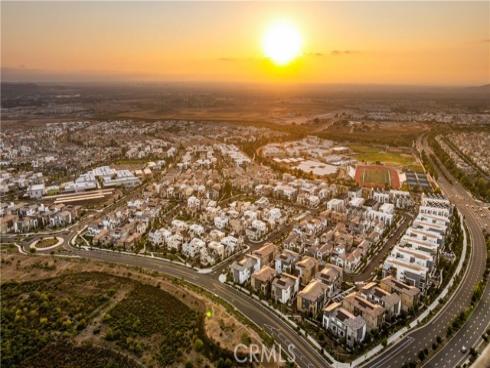 270 Sora , Irvine, CA