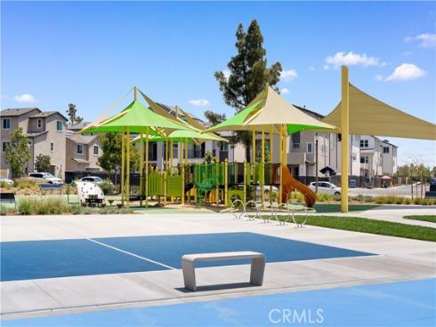 270 Sora , Irvine, CA