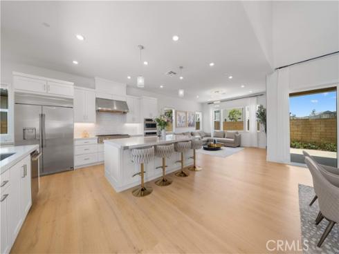 270 Sora , Irvine, CA