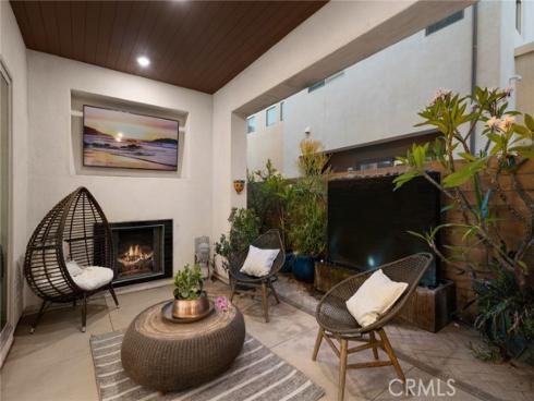 149  Interval  , Irvine, CA