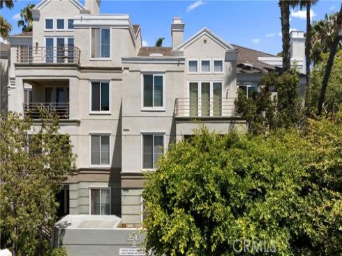 2243  Martin  217 , Irvine, CA