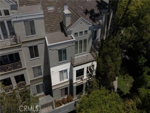 2243  Martin  217 , Irvine, CA