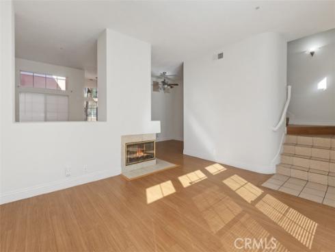 10 Bettoni Aisle , Irvine, CA