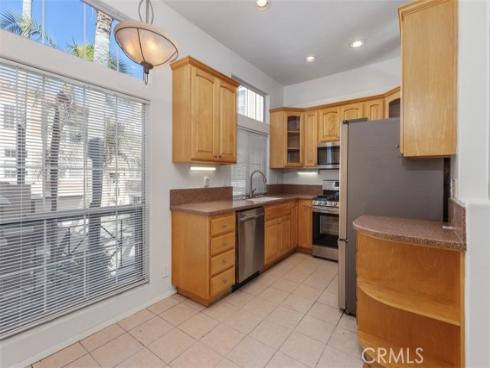 10 Bettoni Aisle , Irvine, CA