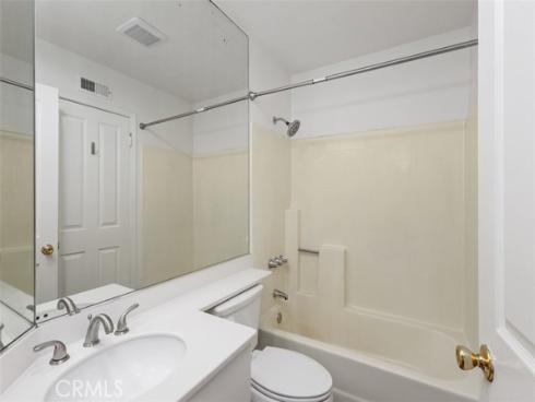 10 Bettoni Aisle , Irvine, CA