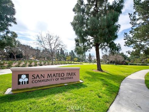 10 Bettoni Aisle , Irvine, CA