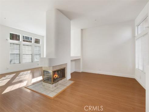 10 Bettoni Aisle , Irvine, CA