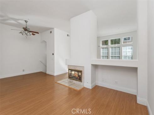 10 Bettoni Aisle , Irvine, CA