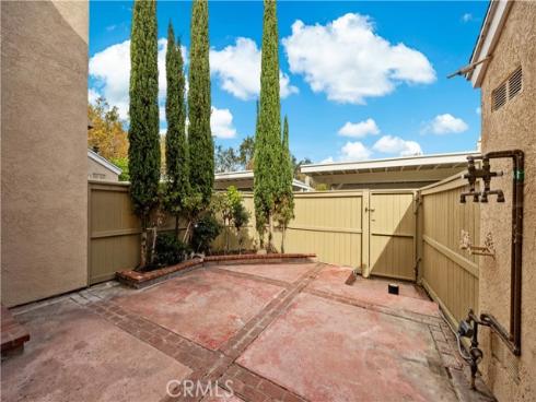 21 Greenbough 124 , Irvine, CA