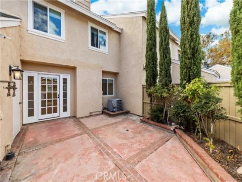 21 Greenbough 124 , Irvine, CA