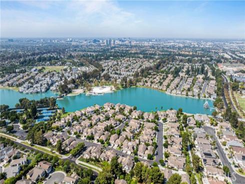 21 Greenbough 124 , Irvine, CA