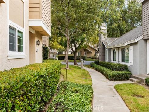 21 Greenbough 124 , Irvine, CA