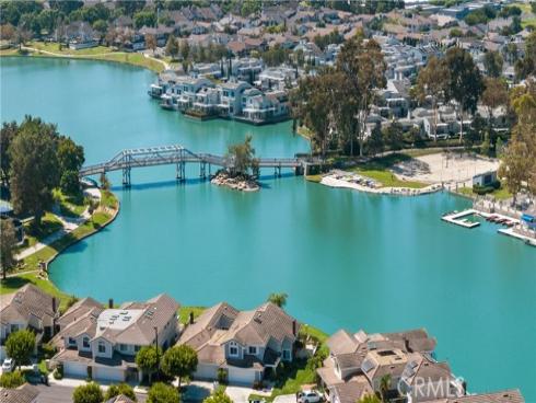 21 Greenbough 124 , Irvine, CA