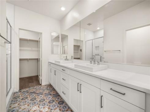 111 Cadence , Irvine, CA